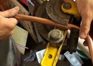 How to bend a copper tube at home