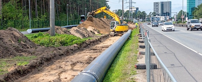 Laying water pipelines